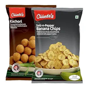 Chheda's - Salt N Pepper Banana Chips (350 Gm) and Dry Kachori (300 Gm) | Banana Wafers | Indian Namkeen | Tasty Snacks | Ready to Eat - Combo Pack