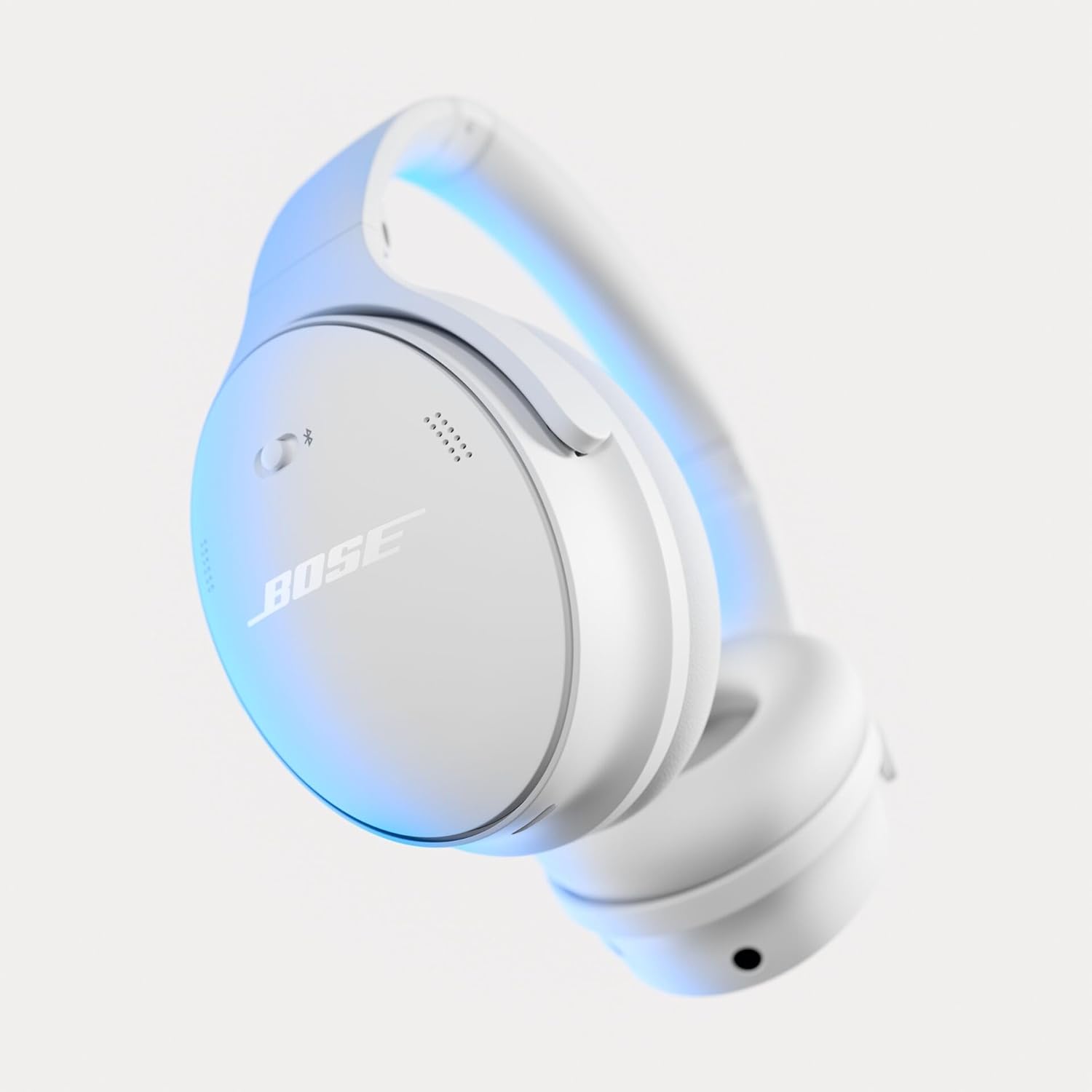Bose New QuietComfort Wireless Noise Cancelling Headphones, Bluetooth Over Ear Headphones with Up to 24 Hours of Battery Life - White