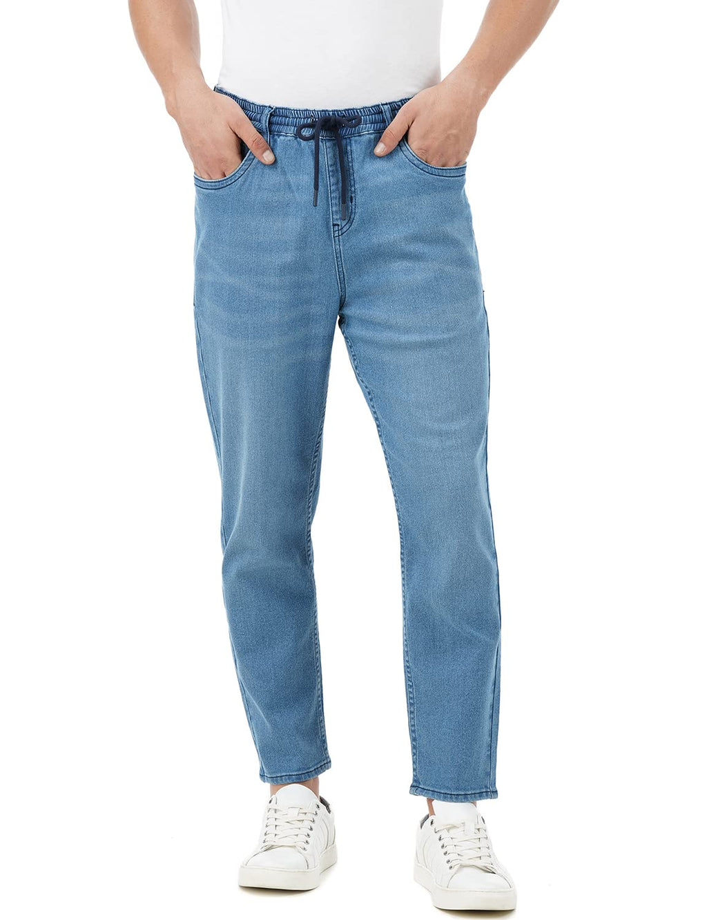 GAP Men’s Slim Fit Low Rise Lightly Washed Denim Jeans