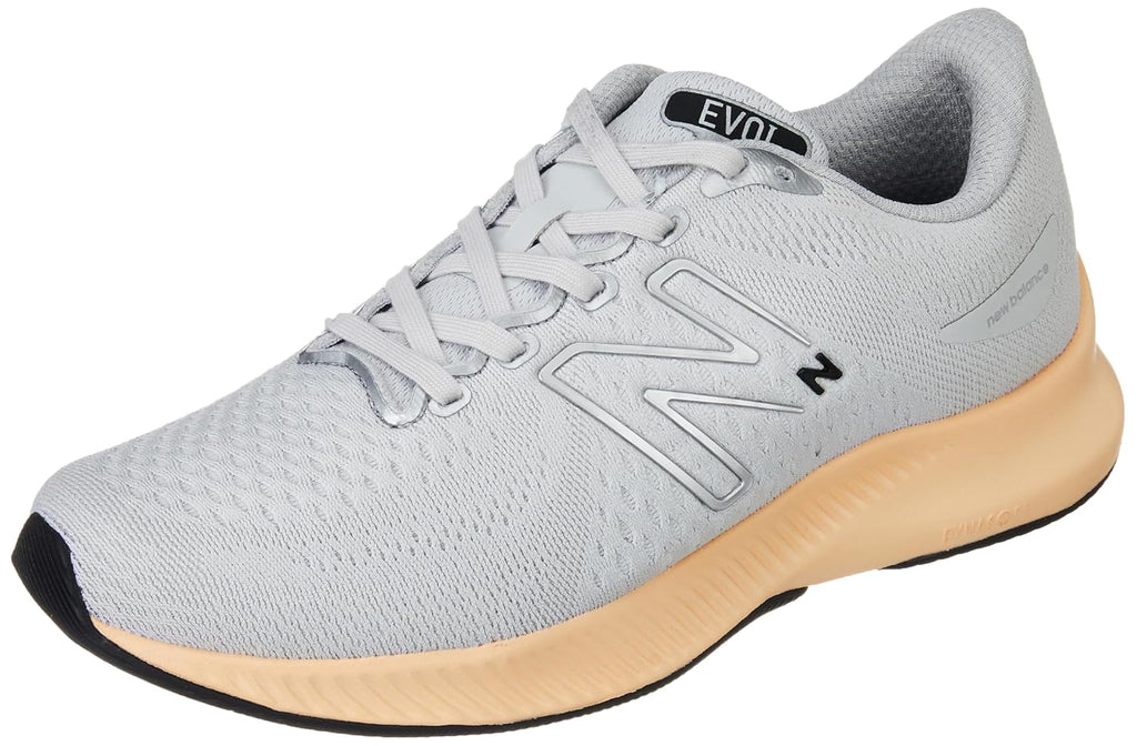 New Balance Womens Evoin Sneaker